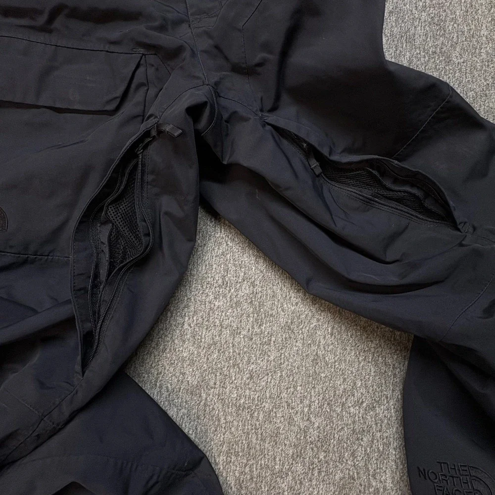 The North Face DryVent Mens Snow Pants Black Ski Snowboard‎ Cargo Size S Regular